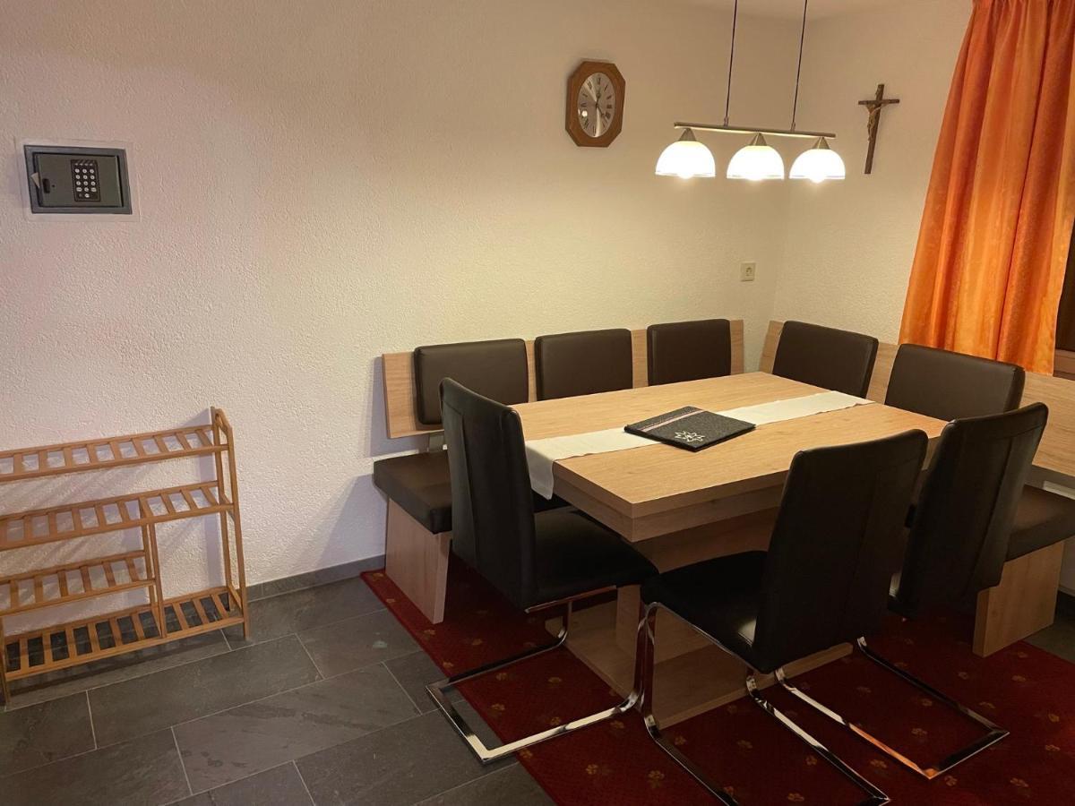 Haus Resi Apartment Fontanella Luaran gambar