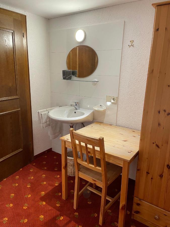Haus Resi Apartment Fontanella Luaran gambar