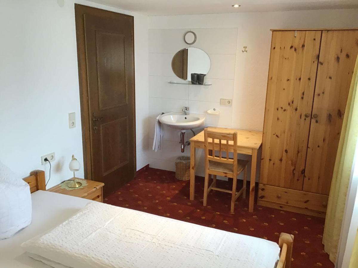 Haus Resi Apartment Fontanella Luaran gambar
