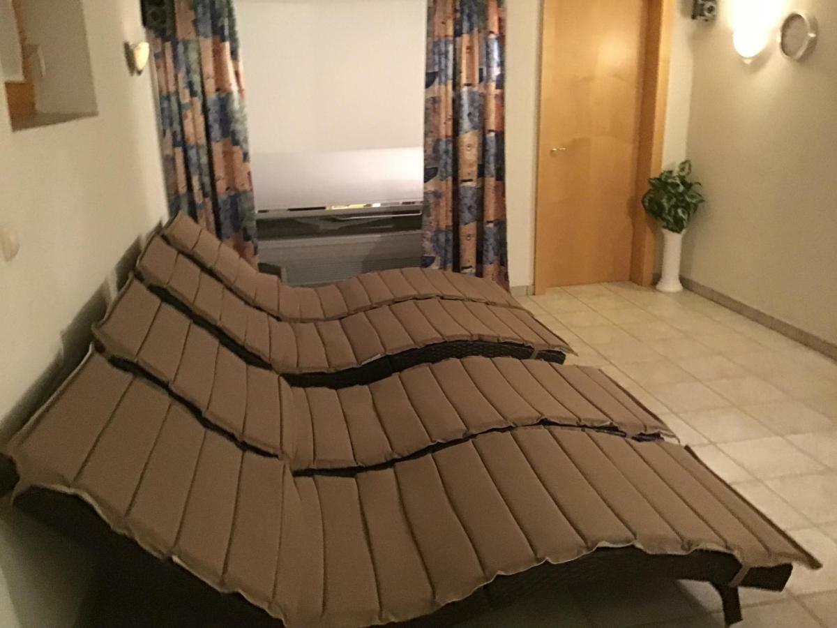 Haus Resi Apartment Fontanella Luaran gambar