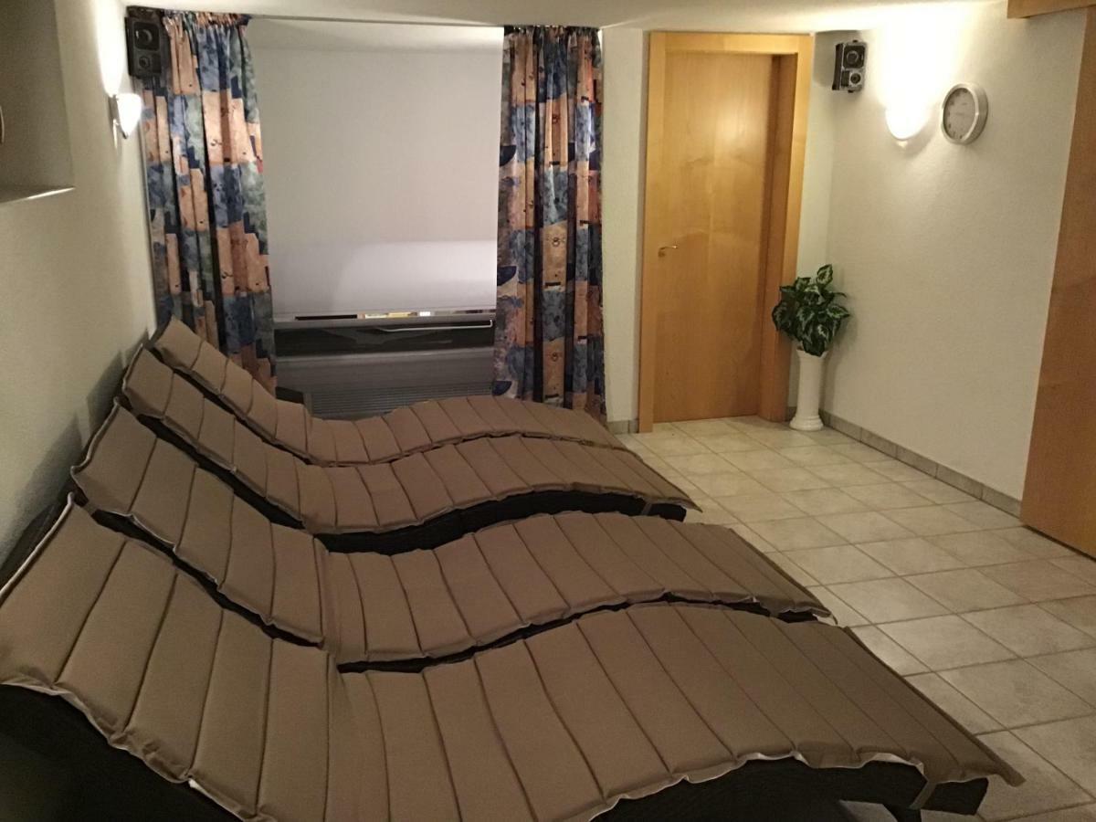 Haus Resi Apartment Fontanella Luaran gambar