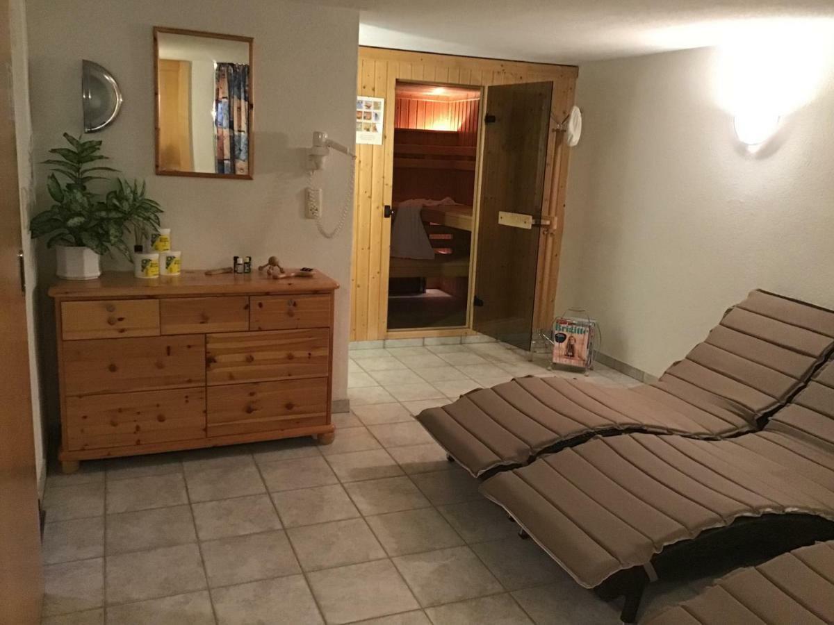Haus Resi Apartment Fontanella Luaran gambar